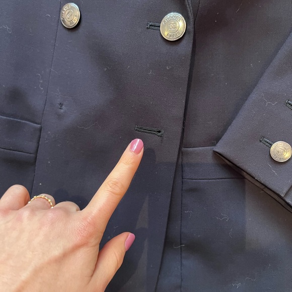 Chanel Blazer - Picture 3 of 4